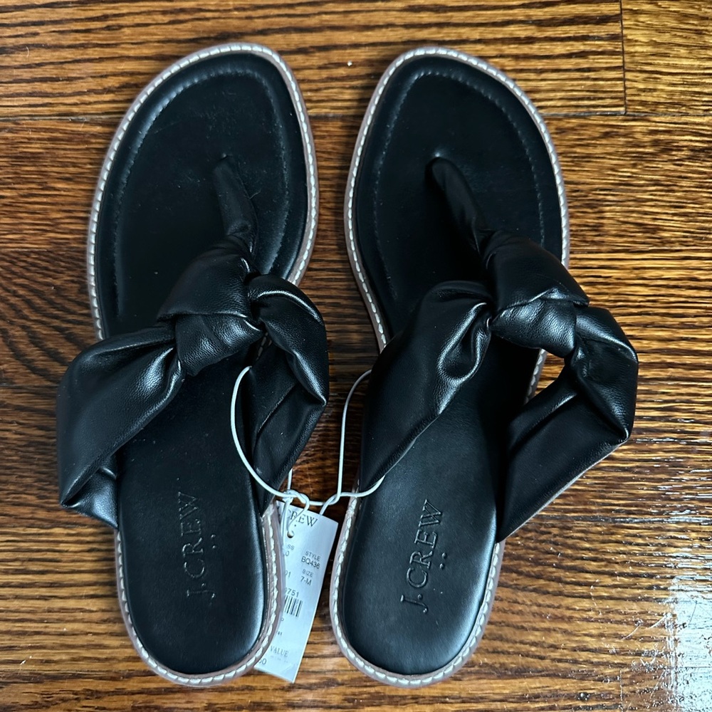 NWT J.Crew black sandals - puffy strap